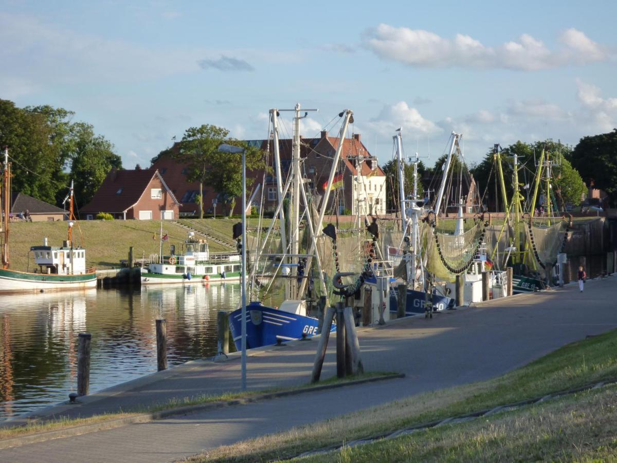 Hohes Haus Hotel Greetsiel Buitenkant foto